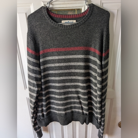 Weatherproof Other - Urban Pipeline Men's Gray and Red Striped Sweater Size XL